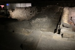 Vestigiile arheologice de pe insula Île de la Cité  58