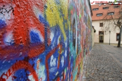 Zidul lui John Lennon din Praga, Cehia 10